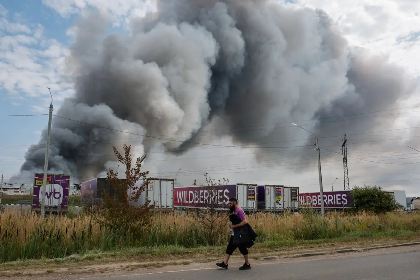 kyiv blows up biggest wildberries hub in drone attack