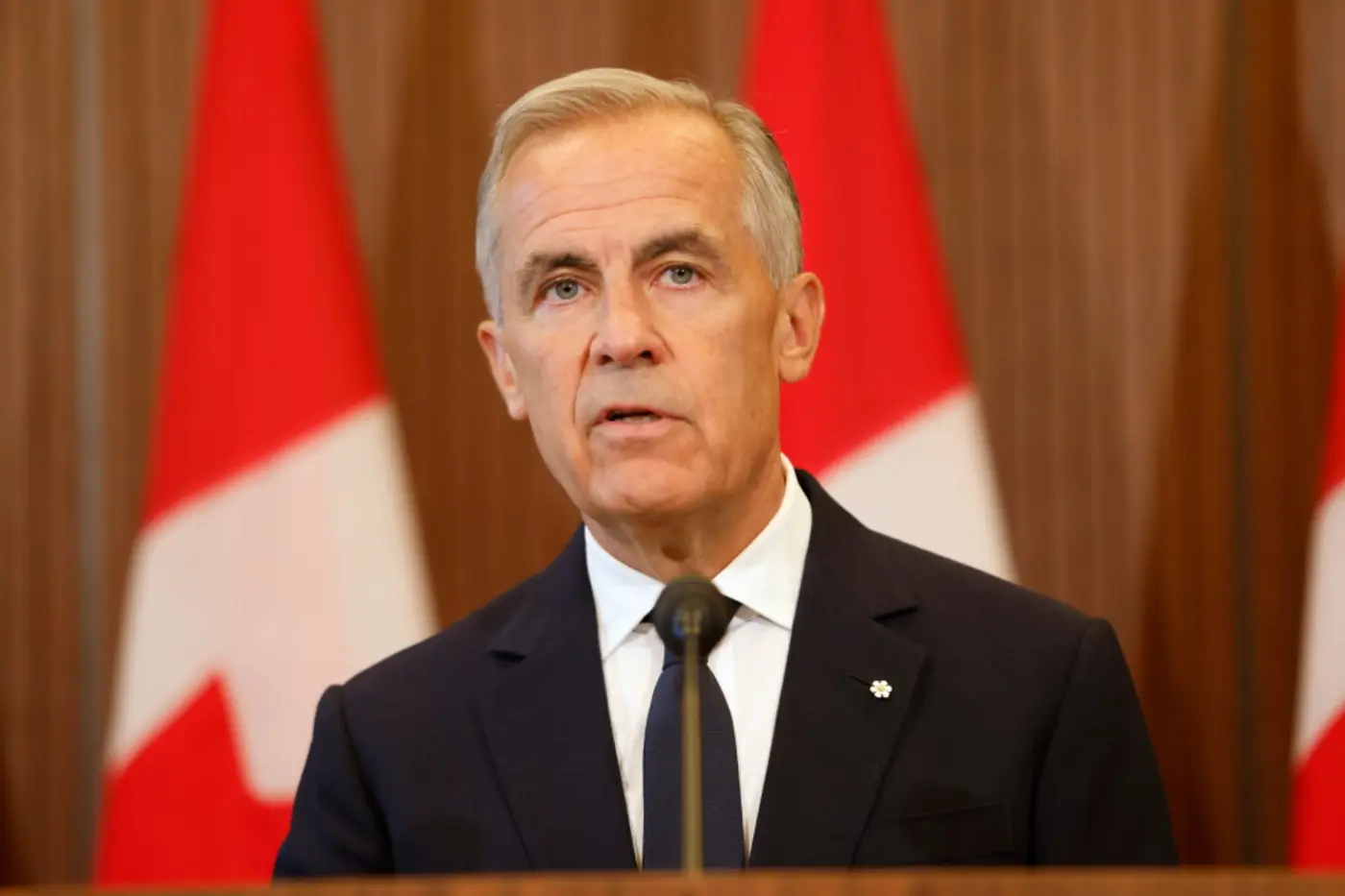 canada to announce retaliatory tariffs as trump tells leaders to x27fall in linex27