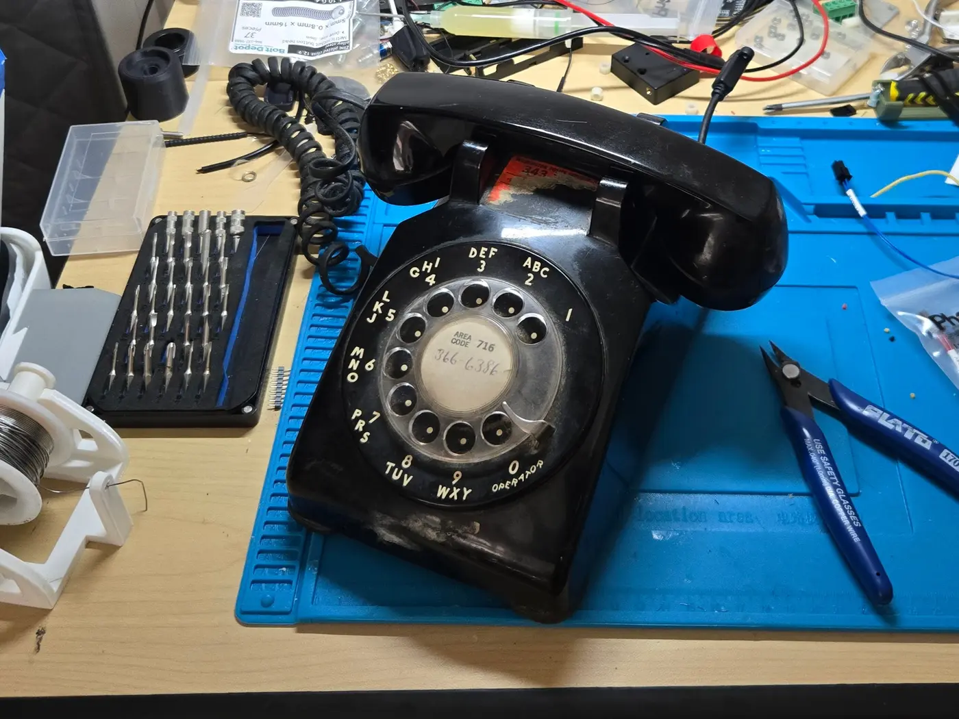 rotarycell making an unmodified rotary phone work over lte with an esp32s3