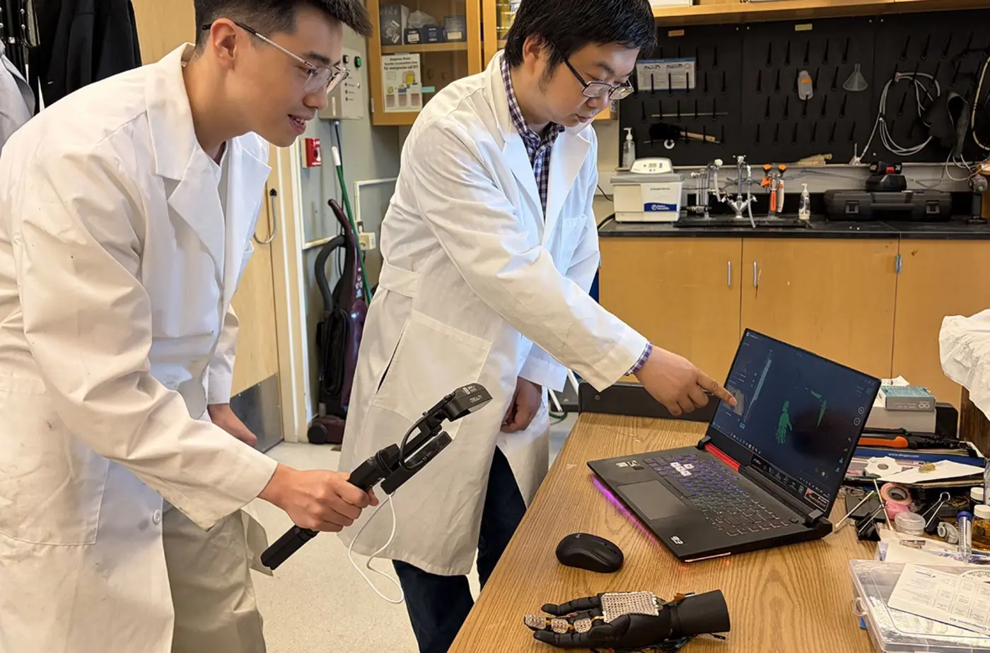 electronic skin for prosthetics to sense temperature and pressure