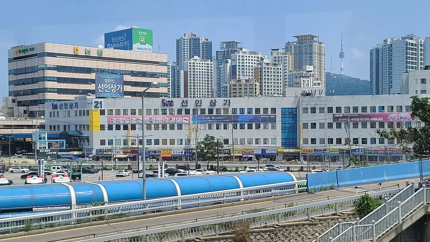 yongsan electronics market seoul