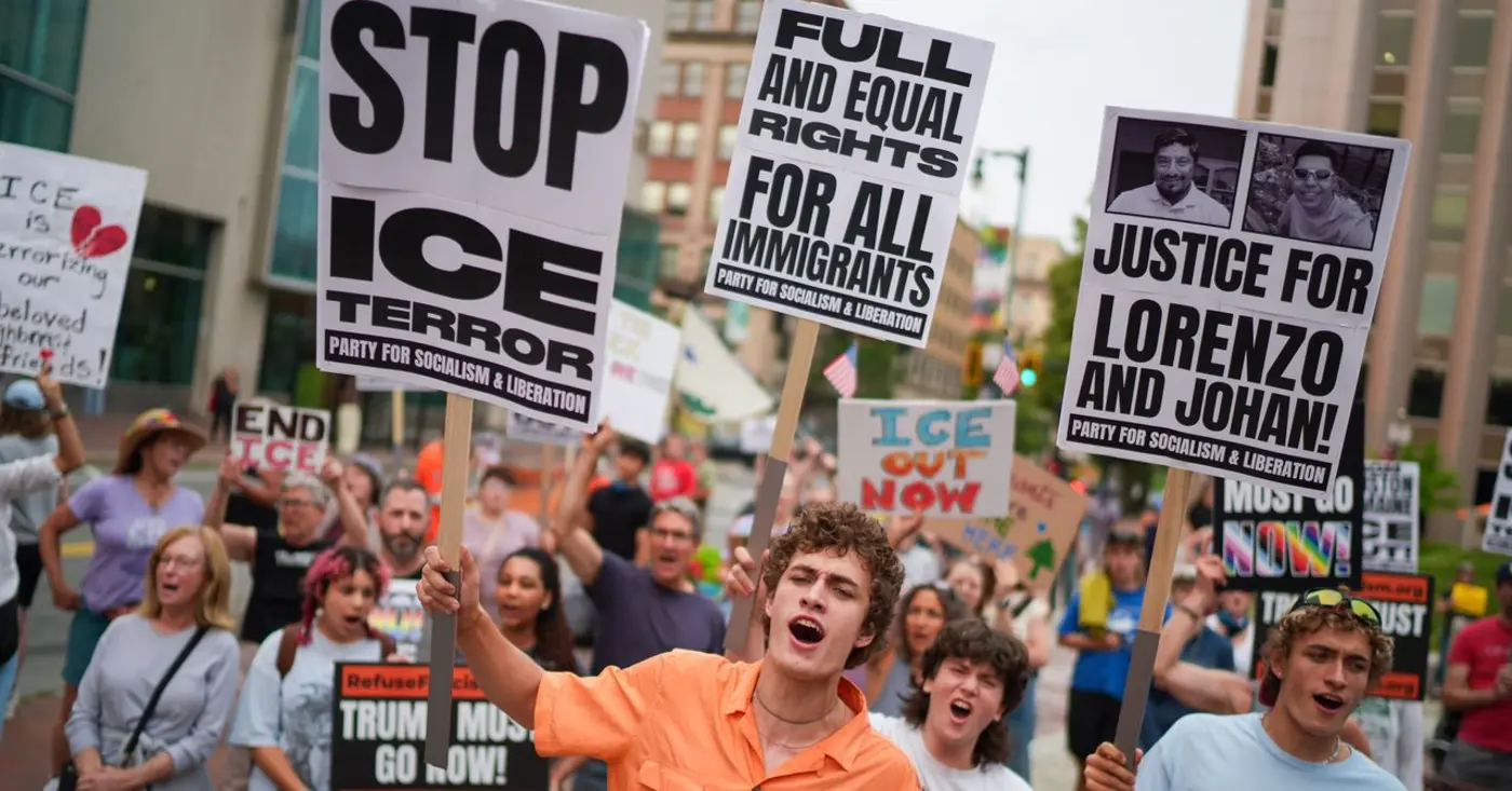 ice has been dumping protester photos into a palantir database