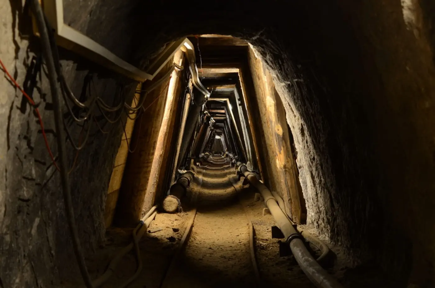 iron age saltmining complex found beneath hallstatt in austria