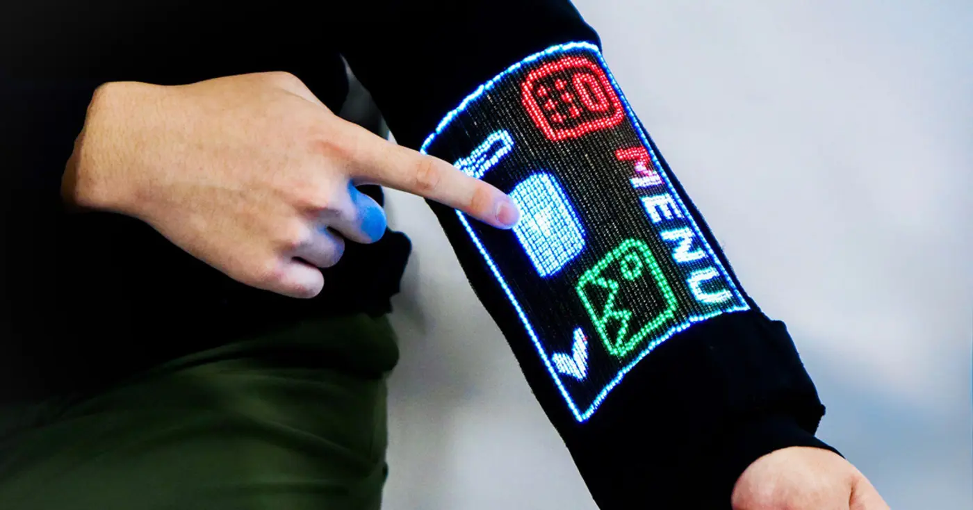 electronic fibers weave touchscreen into sleeve that survives machine washing