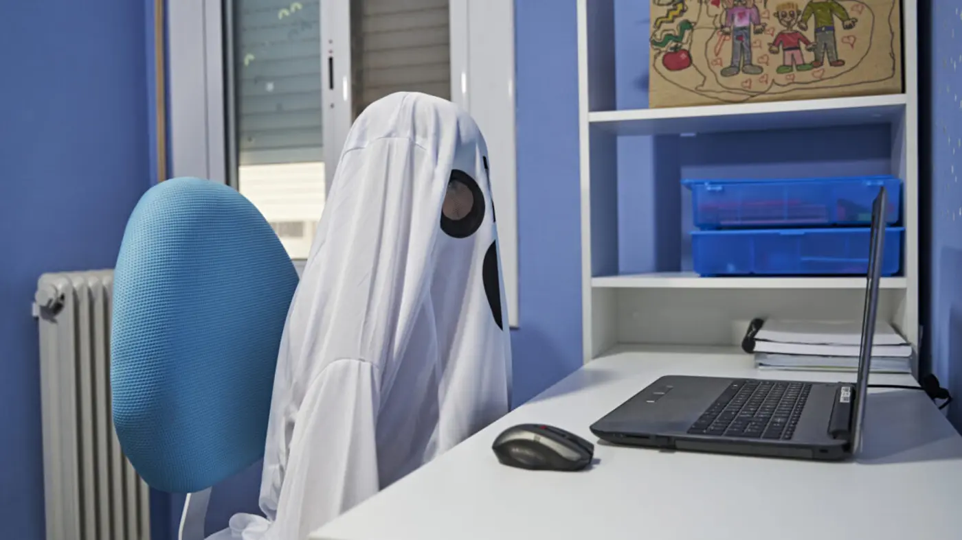 ai quotghost studentsquot steal millions in student loans doj says